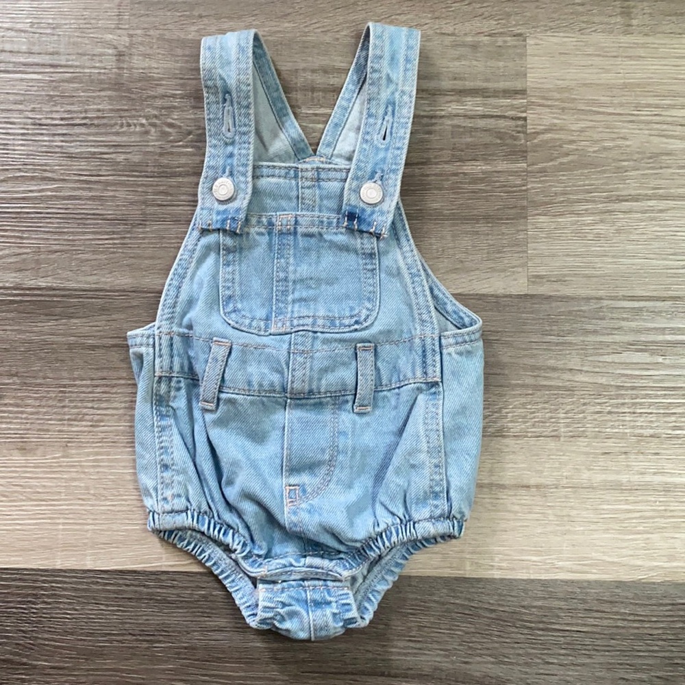 3-6 month Old Navy overalls